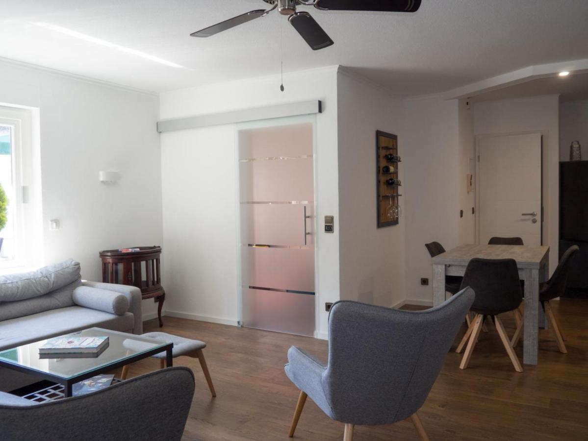 Ferienwohnung Am Rheinsteig Бендорф Екстериор снимка